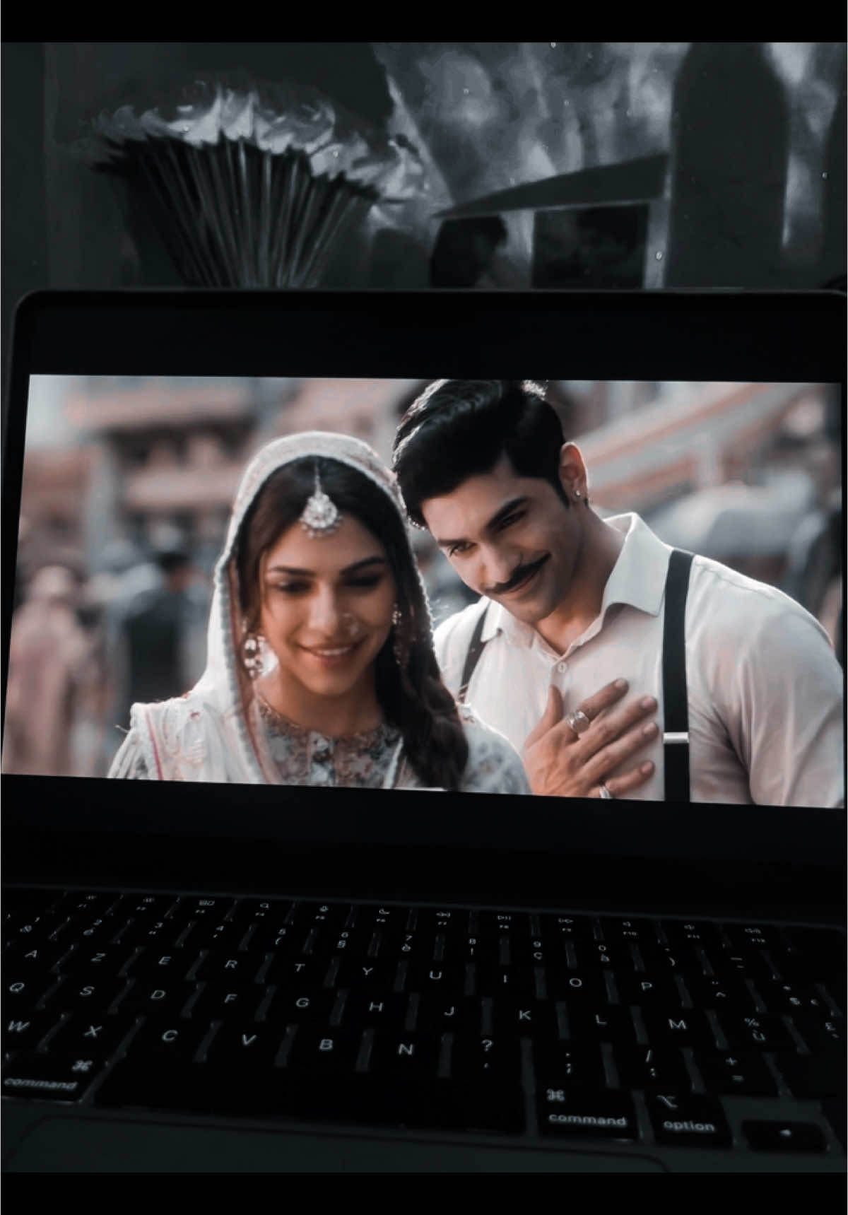 Sooo in love with them 🫶🏻🥹 #tajdar#alam#heeramandi #netflix#bollywood #series#song #taahashah#edit #srk #fyp #asmr #shahrukhkhan #tiktok #beauty #pourtoi #makeup #luxury 