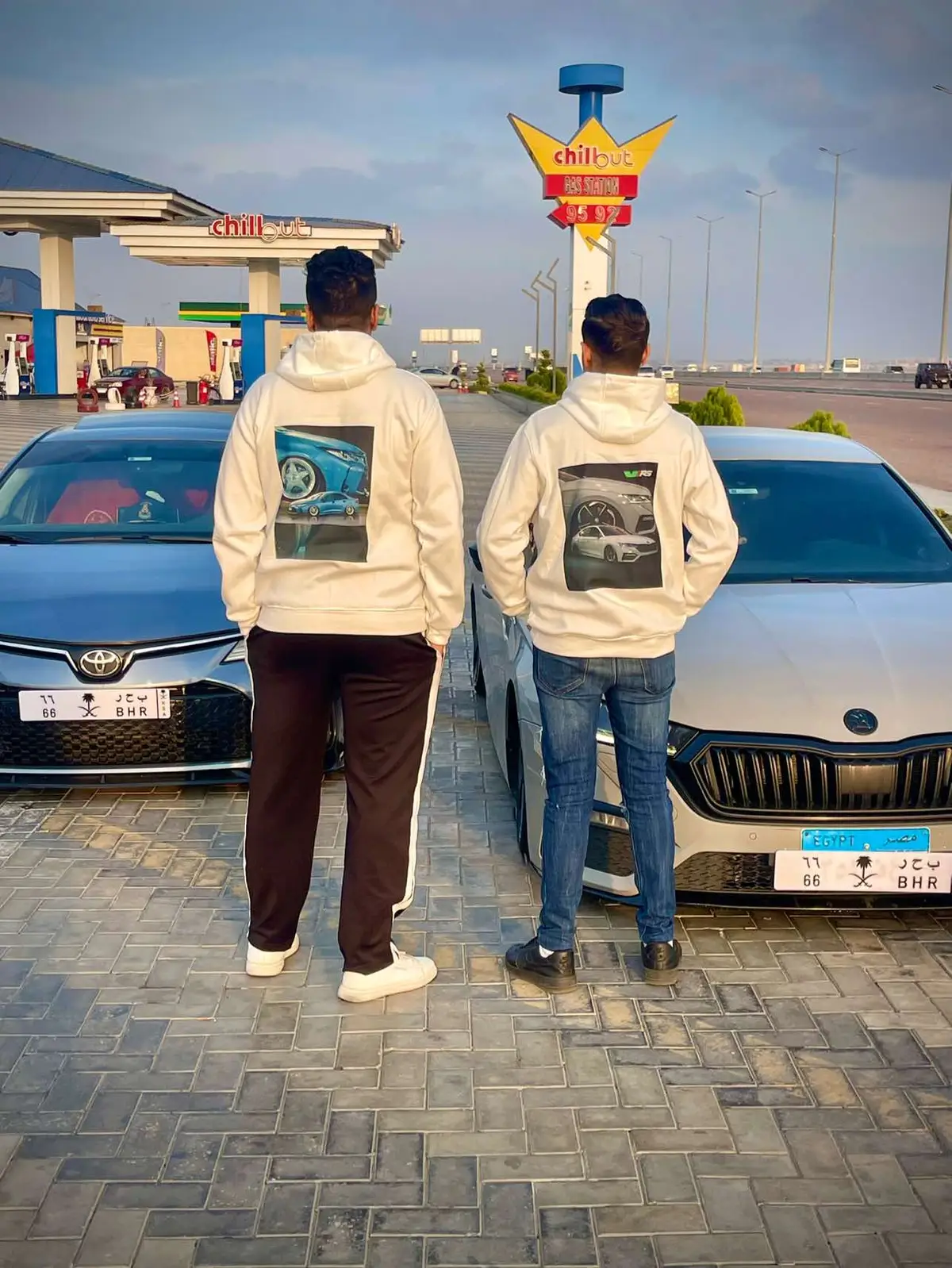 الشقو ✈️🦅#عربيات_مصر_بقت_عالميه❤️🔥 #Alexandria #WheneverWherever #CapCut #الشعب_الصيني_ماله_حل😂😂 #اسكندريه_فوق_الجميع🎭 #تيوتا_شعار_لايعرف_القانون #stancenation #tik_tok @Hamdy El Tayyar✈️ 