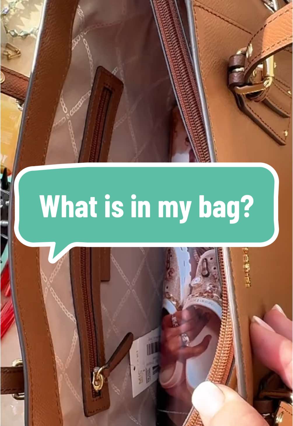 What is in my MICHAEL KORS bag? #michaelkors #whatsinmybag #handbagcontents #fashionblogger #styleinspo #luxurybag #bagreview #fashionaccessories #everydaycarry #michaelkorsbag #fashionhaul #bagessentials #outfitinspiration #fashionlover #accessoryaddict