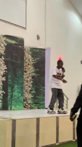 #viral#fyp #live performance in my school end of year party @ODUNAMEN FOUNDATION  @Rema @davido 