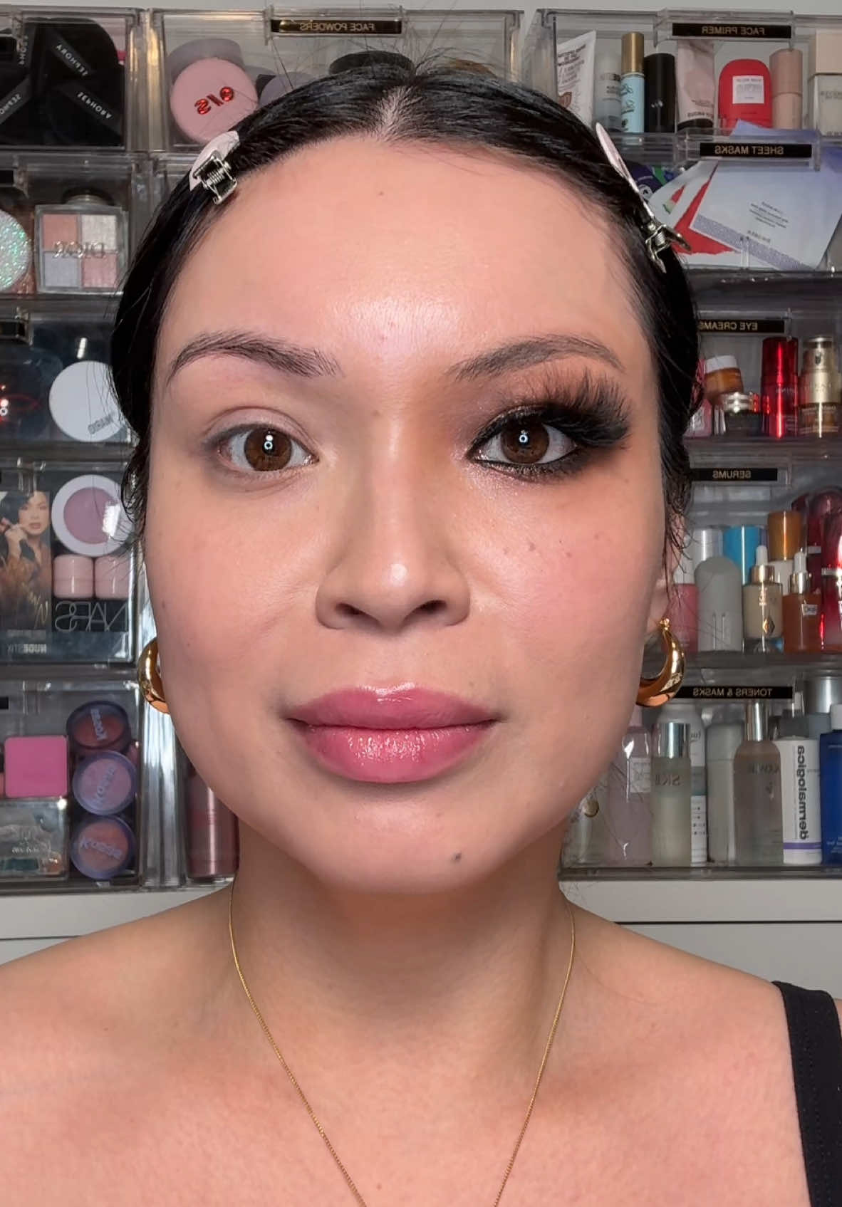 Easy Eyeshadow Tutorial🥰 In this video I go through basic eyeshadow techniques using easy tricks to help you remember: Windshield Wiper Motion’s = Spread Pigment Circles = Concentrate Pigment Stamping = Packs on Pigment I hope you find this helpful and easy to use in your everyday glam routine! Products used in video: @Tatcha The Brightening Eye Cream @Patrick Ta Beauty Major Dimension Eyeshadow Palette Volume 1  @Polite Society Beauty The Greatest Lashes of All Time  @Haus Labs by Lady Gaga Clear Cut Waterproof Eyeliner @makeupbymario Master Pigment Pro Pencil in Super Black iEnvy Lashes in Minnk Impact 08 AD I am a #TatchaPartner however, I am not being paid for a positive review.  #makeuptutorial #eyemakeup #beauty 