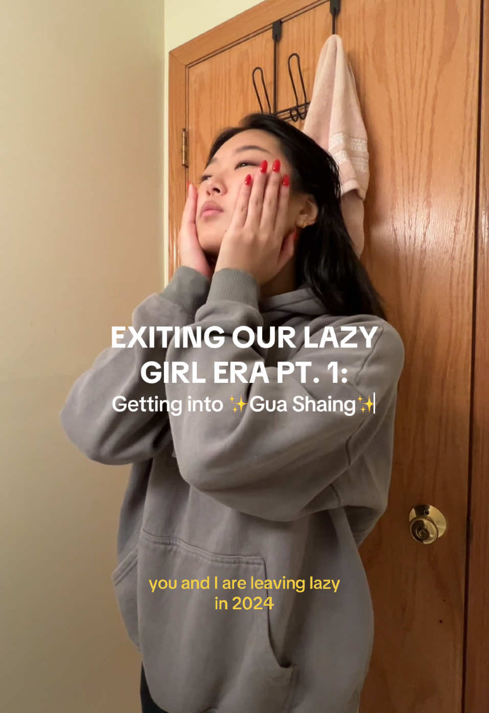 This series isn't about waking up at 5am or walking 15K steps a day! It's moreso doing little things that take like 5-10 min and really elevate life (like for me, gua shaing). Maybe you don’t care about gua shaing-that’s okay! A productive lifestyle can look different for everyone <3  💌Products Mentioned💌 Face Oil: @Gisou  Gua Sha: @SACHEU Beauty  #guasha #skincare #productivelifestyle #collegelife #Vlog #wellness 