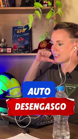 E se vc estiver sozinho e se engasgar… O que vc faria? Manobra para a pessoa socorrer a si mesma (auto desengasgo) em casos de engasgo total. #engasgo #ovace #manobradeheimlich #aph #primeirossocorros #afogamento  #desengasgobebe 