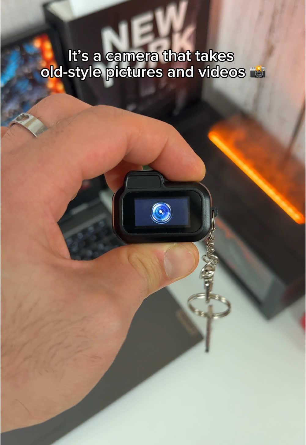 It’s everything you need in a keychain 😍📸 #camerapixel #minicamera #camerakeychain #camera #photos #couplegoals #tiktokmademebuyit 