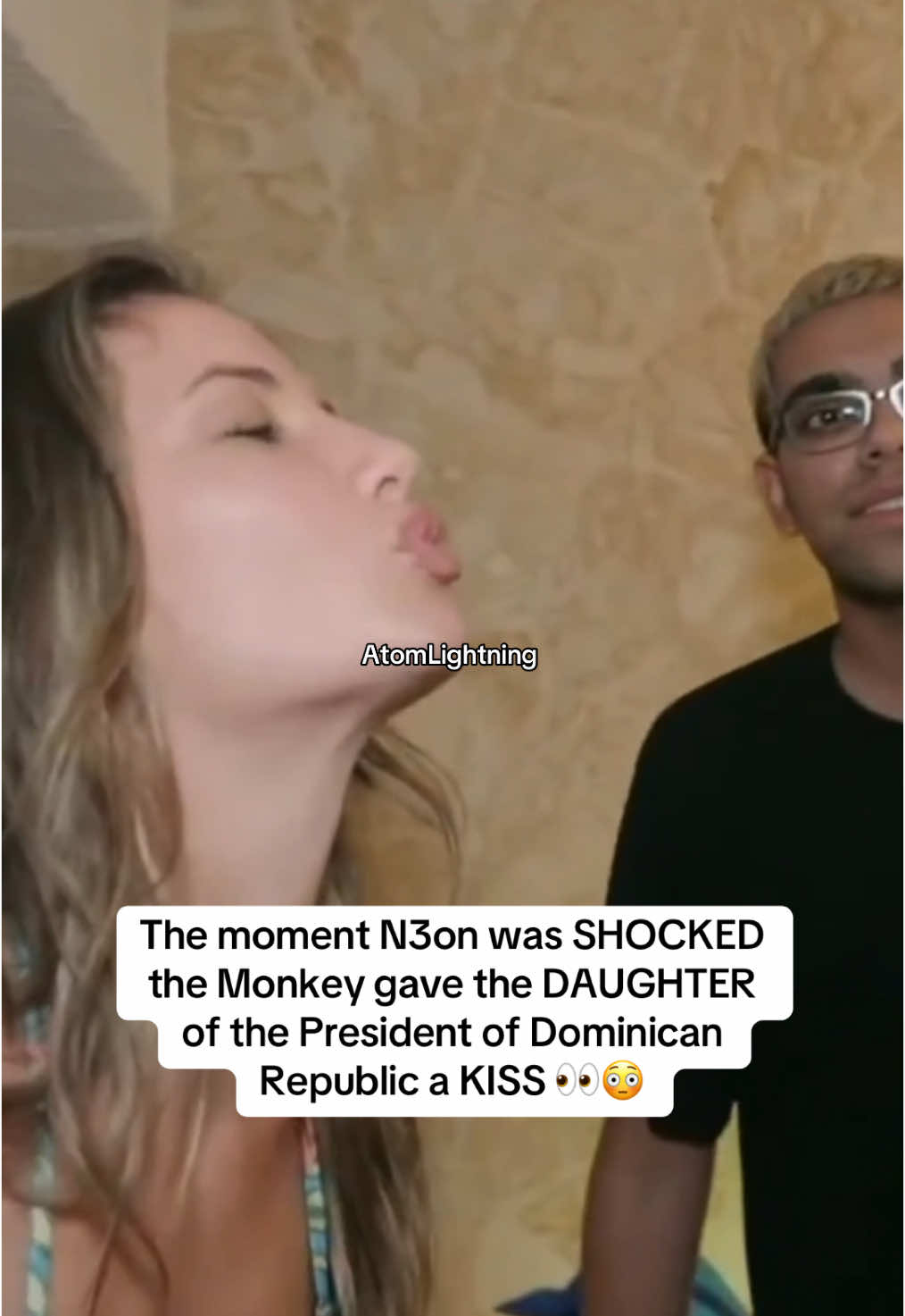 The moment N3on was SHOCKED the Monkey gave the DAUGHTER of the President of Dominican Republic a KISS 👀😳 #n3on #n3onclips #viral #trending #xyzbca 