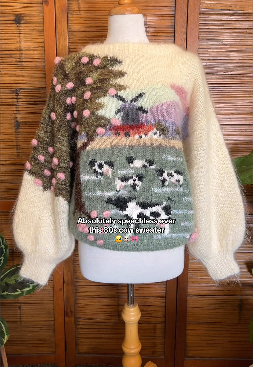 Best thrift find of the year! 🐮🎀  #vintagefashion #80s #thriftfind #thriftedfashion #vintagesweater #fyp #cottagecore #susielee 