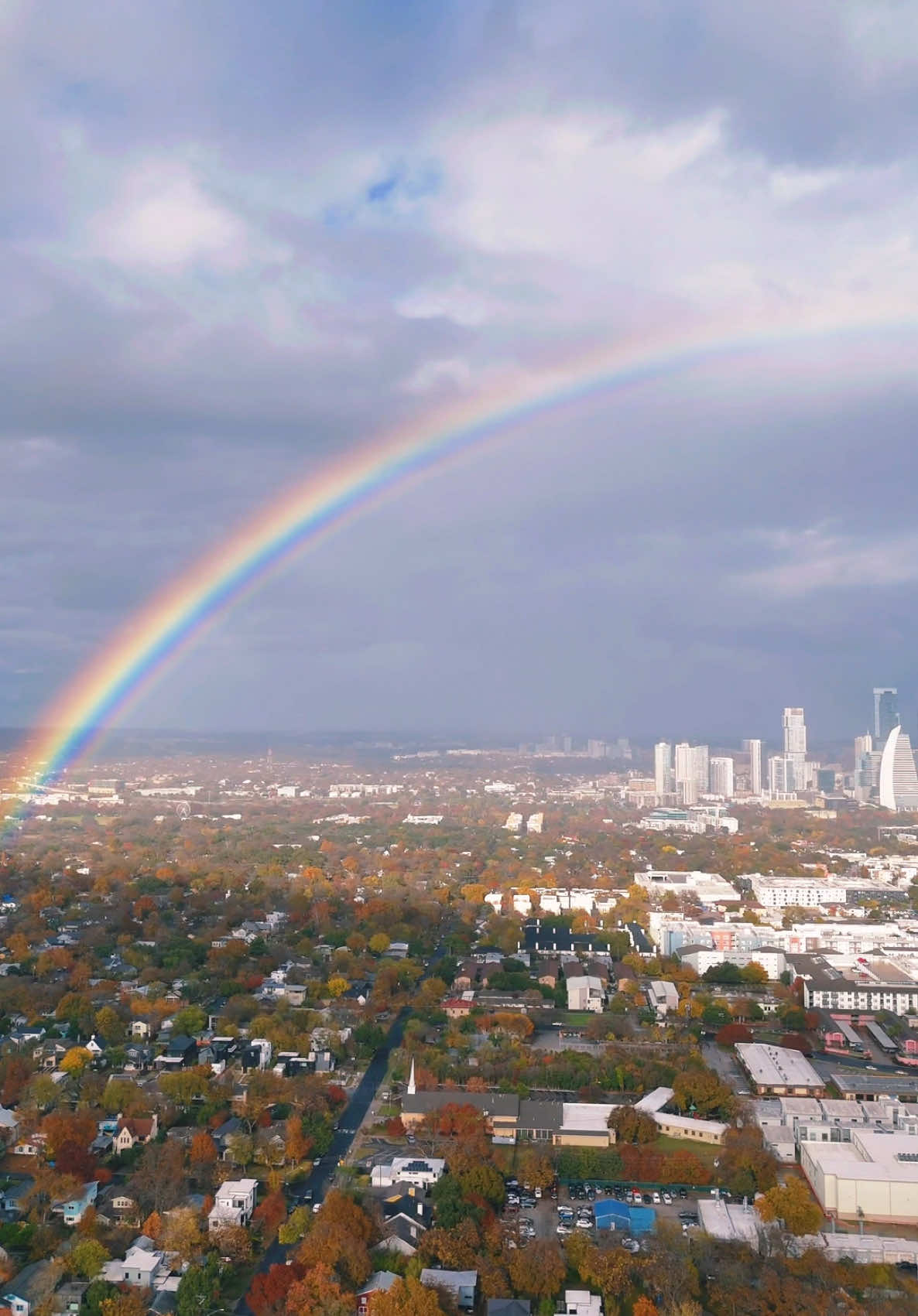 todays rainbow was insane 🥹🌈