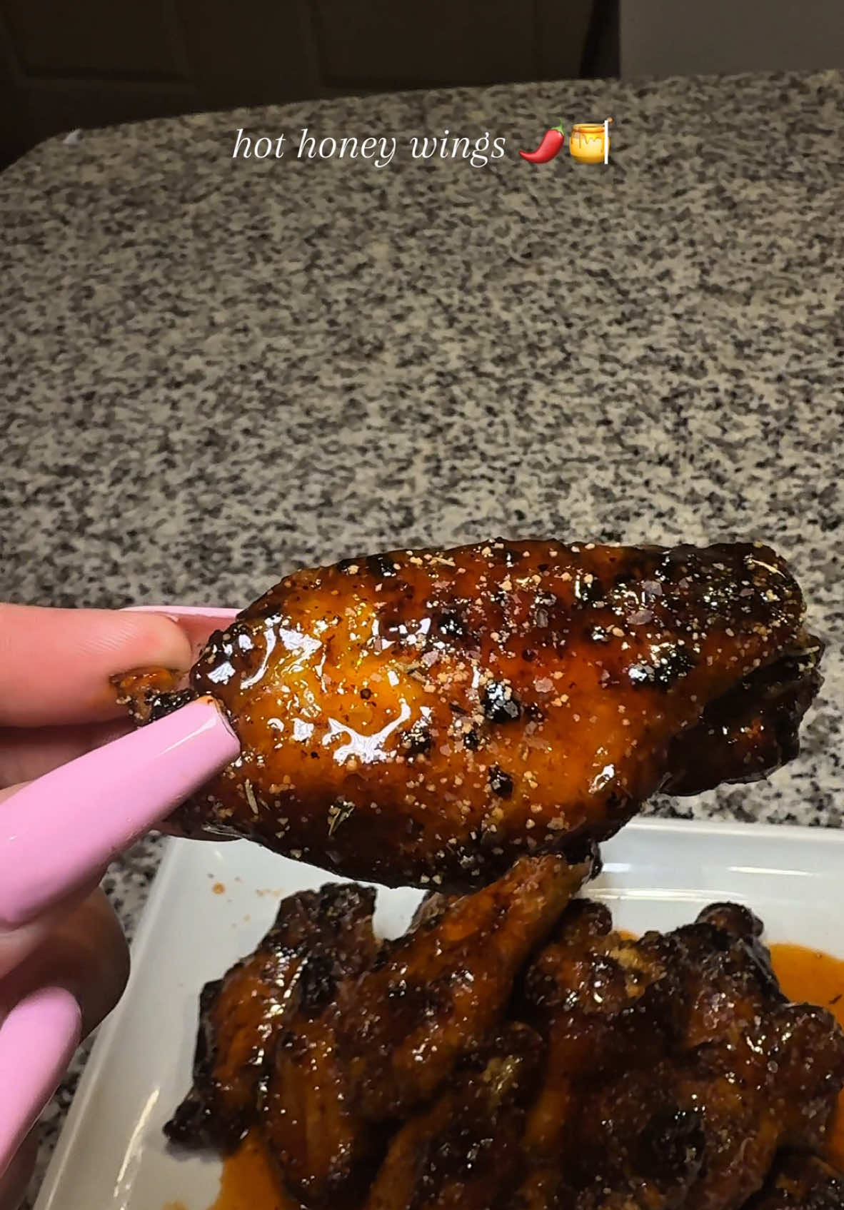 Hot honey wings 🌶️🍯  I used Tia Kemp’s recipe to make these and they turned out so good!  #EasyRecipes #DinnerIdeas #vlogmas2024 #blackgirltiktok #fyp 