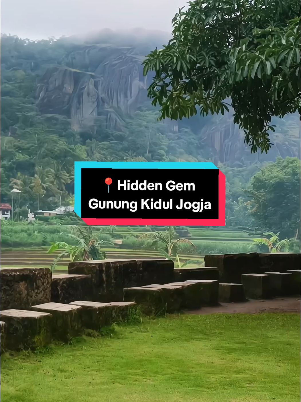 Hidden Gem Jogja bagian Gunung Kidul🥶 @Svvarga_GS #couple #hiddengemjogja #kulinerjogja #gunungkiduljogja #sarapanjogja #pawonpurbanglanggeran #fyp #viraltiktok #couplegoals #wongndeso #alam