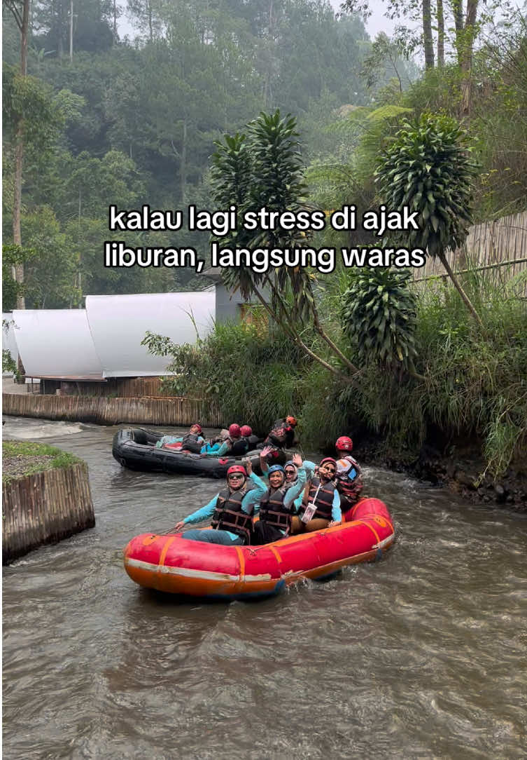 liburan dulu bestie biar gak stress 😜  #rafting #raftingpangalengan #raftingdipangalengan #healing #HealingJourney #jayasaktiadventure #wisata #wisatabandung #liburan #liburancheck #pangalengan #pangalenganbandung #fyp #fypage #fypシ゚viral #fyppppppppppppppppppppppp #fypdongggggggg #masukberanda #masukberandafyp #masyaallahtabarakallah 