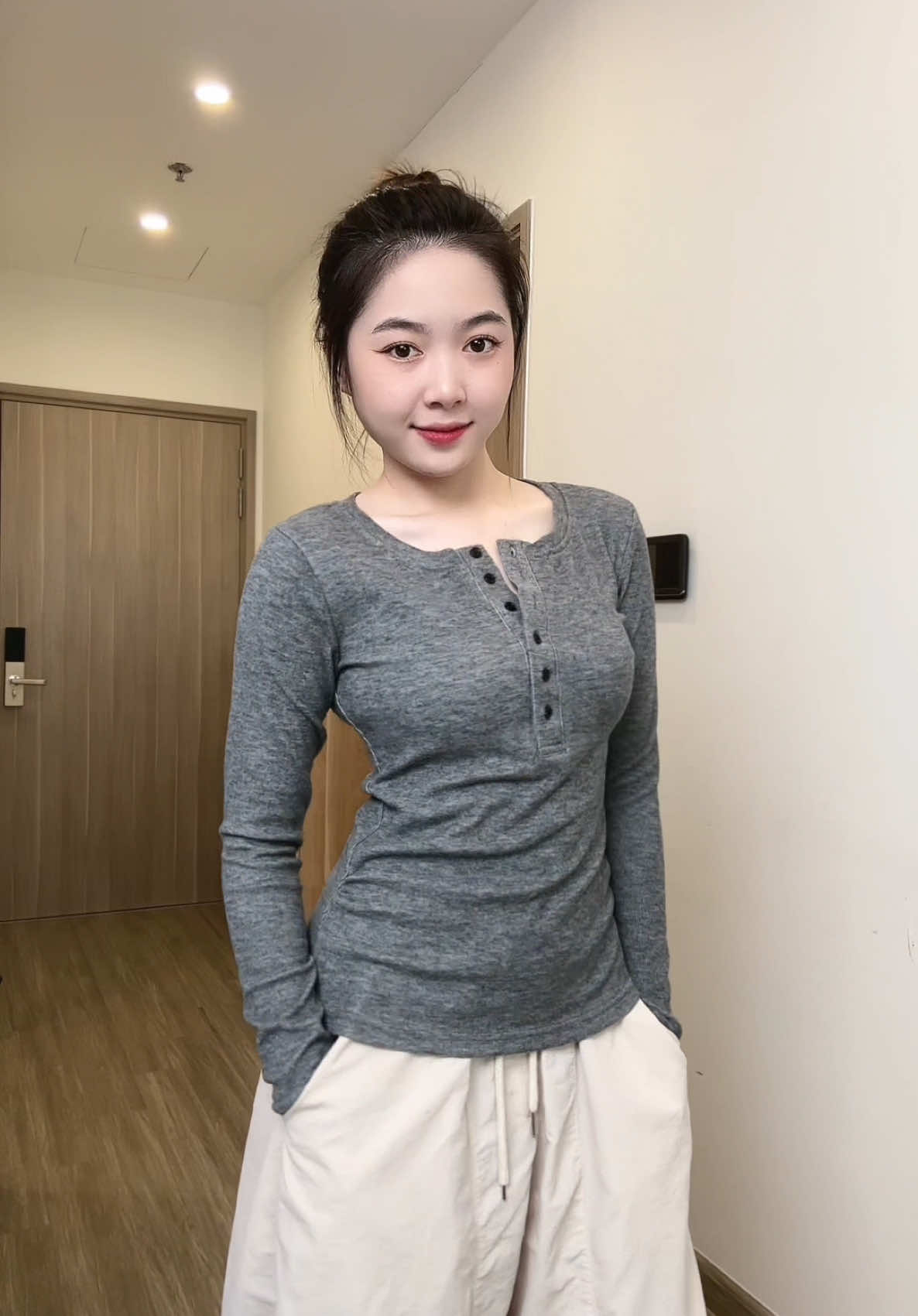 Em này form xinh lắm mấy bà ưi #phanh_m58 #xuhuong #fypシ #aoombody 