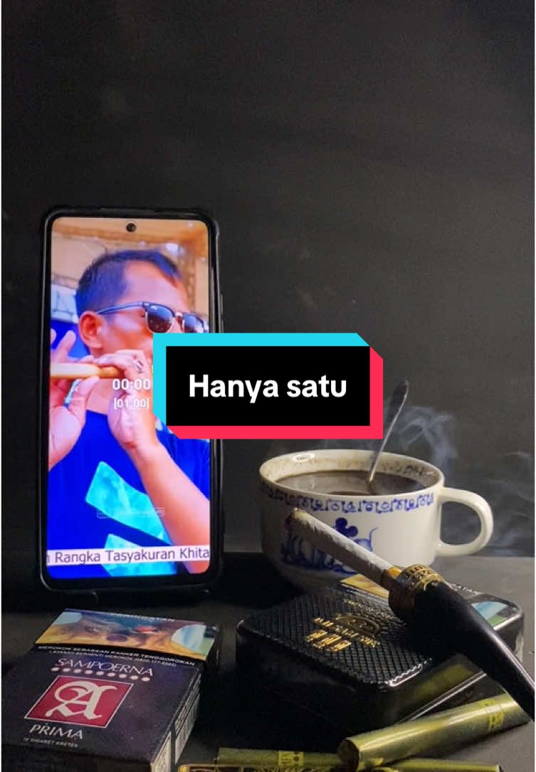 Lawasan teros khangg☕️☕️ Judule lagu : HANYA SATU Sing nyanyi : mbak @TasyaRosmala ft mas @Mas ye'oOo  Sumber videone : vt @☕ᗩᒪᗪI☕  #hanyasatu #gerrymahesa #tasyarosmala #newpallapa #dangdut #dangdutkoplo #kopidangdut #ngopinyeni #ngopinyeni☕ #kopistory☕️ #ngopi #ngopisantuy #maslang #bahanswmu #bahanswmubolo😁 