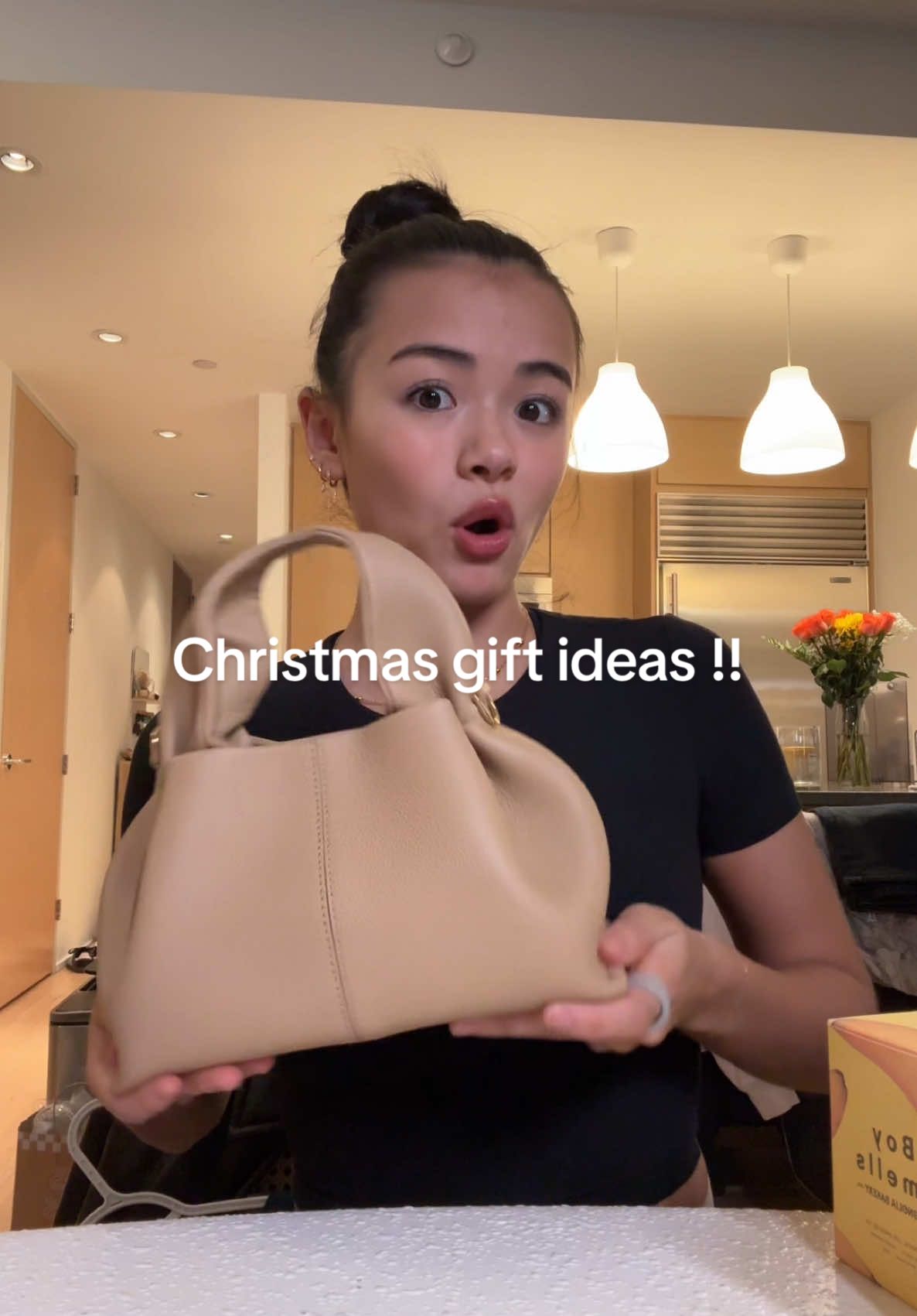 ULTIMATE GIFT GUIDE FOR THE GIRLS! @ILIA Beauty  @nami matcha  @Diorbeauty  @Jellycat  @lemme  @SonyElectronics  @FUJIFILM X/GFX USA  @MFK Paris  @GiveHugz  @Intimissimi  @MARGESHERWOOD  @Freja NYC  @polene_paris  @cocokind  @kinto  #giftguide #christmasgiftideas