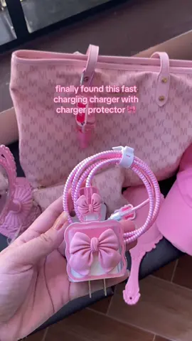 20 watts na syaaa, ang cute din ng colors 😍🎀💗 #chargerprotector #fastcharging #iphonecharger #fyp 