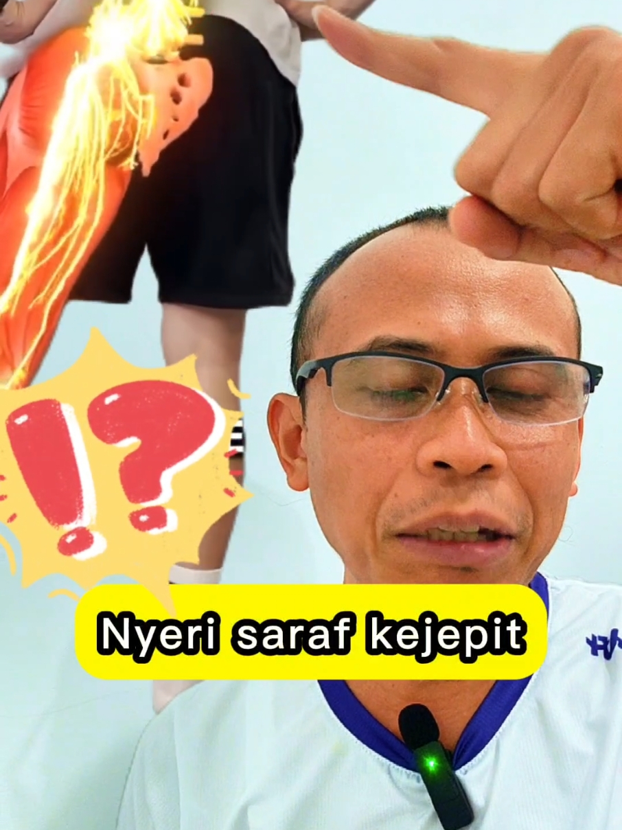 Nyeri saraf kejepit  skiatika : nyeri yang menjalar ke kaki karena iritasi saraf sciatika. 4 langkah mudah mengatasi saraf Kejepit: 1. Membersihkan Saraf/ nerve  flossing.  Nyeri saraf akan berkurang sehingga Anda dapat bergerak dengan nyaman. 2. Atasi masalah AKAR PENYAKITnya. Perkuat otot  tulang belakangmu  dan kurangi tonjolan yang mengiritasi sarafmu dengan 2 gerakan ini. 3. Tenangkan otak sebagai saraf pusatmu Cukup tidur, jaga dari stres, kurangan makanan gorengan dan merokok penyebab radang, dan tetap aktif untuk meningkatkan ambang nyerimu. 4. Bersabarlah pulih dari saraf kejepit perlu waktu , karena itu Konsistensi adalah kunci   Share like dan follow doktersarafku  buat sehat saraf kita bersama. #sarafkejepit #sciaticarelief #nyeripinggang #fypage #doktersarafku 