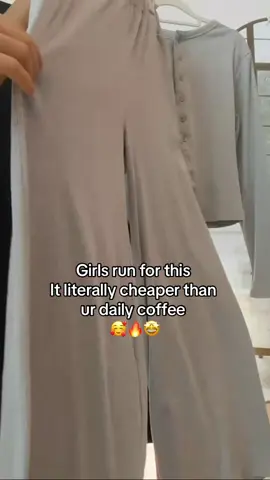 So comfy two piece sets,love it so much!!!🥰🔥🤩#longsleeve #twopieceset #OOTD #comfyclothes #december #merrychristmas #dealdrops #spotlightfinds #tiktokshopholidayhaul #newyear 
