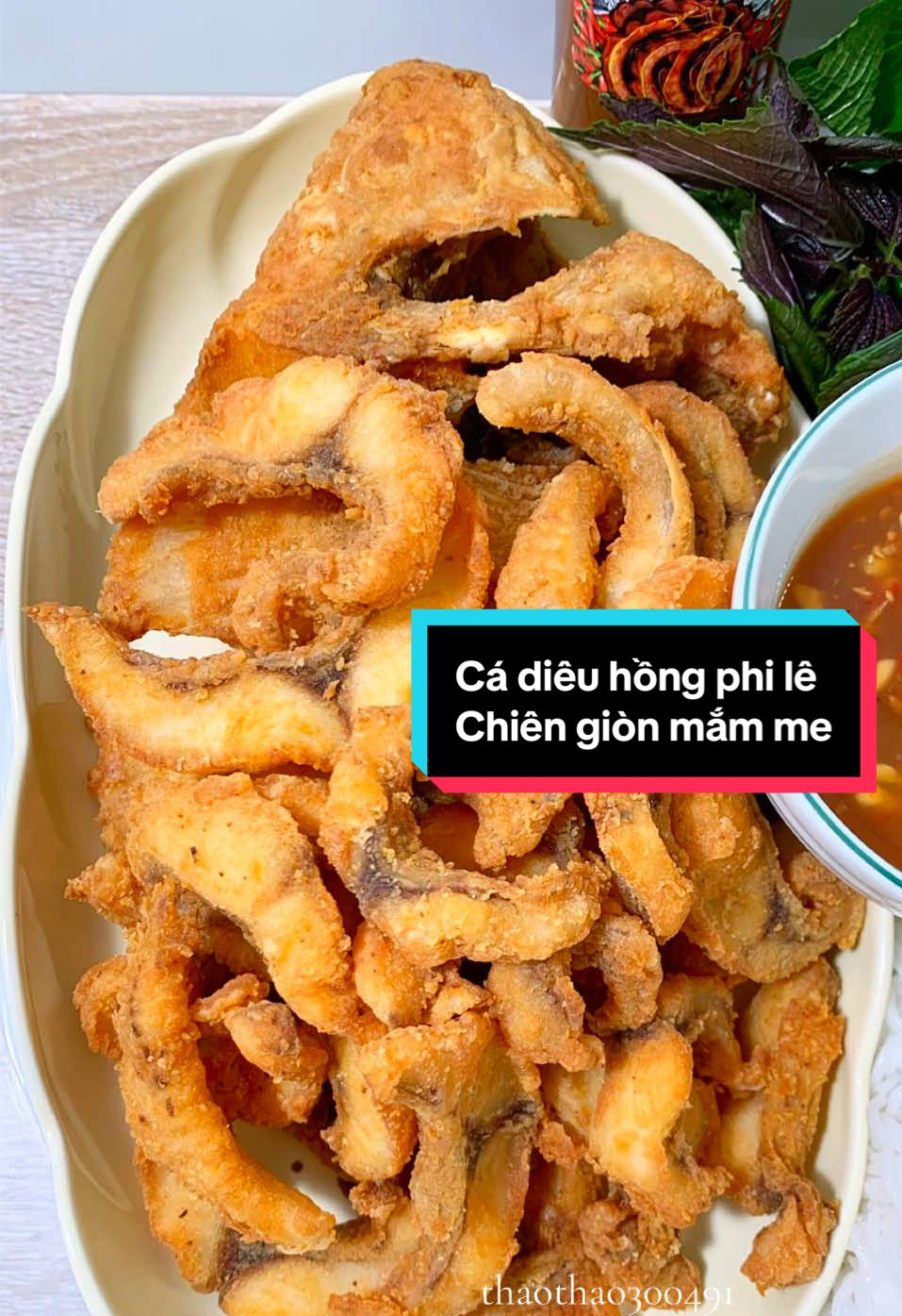 Cá phi lê chiên giòn chấm mắm me đúng là tuyệt phẩm các mẹ ạ ♥️#cadieuhong #cadieuhongphile #cadieuhongchienxu #cadieuhongchiengion #mamme #mamlangchaixua #langchaixua #ancungtiktok #xuhuong#CapCut 