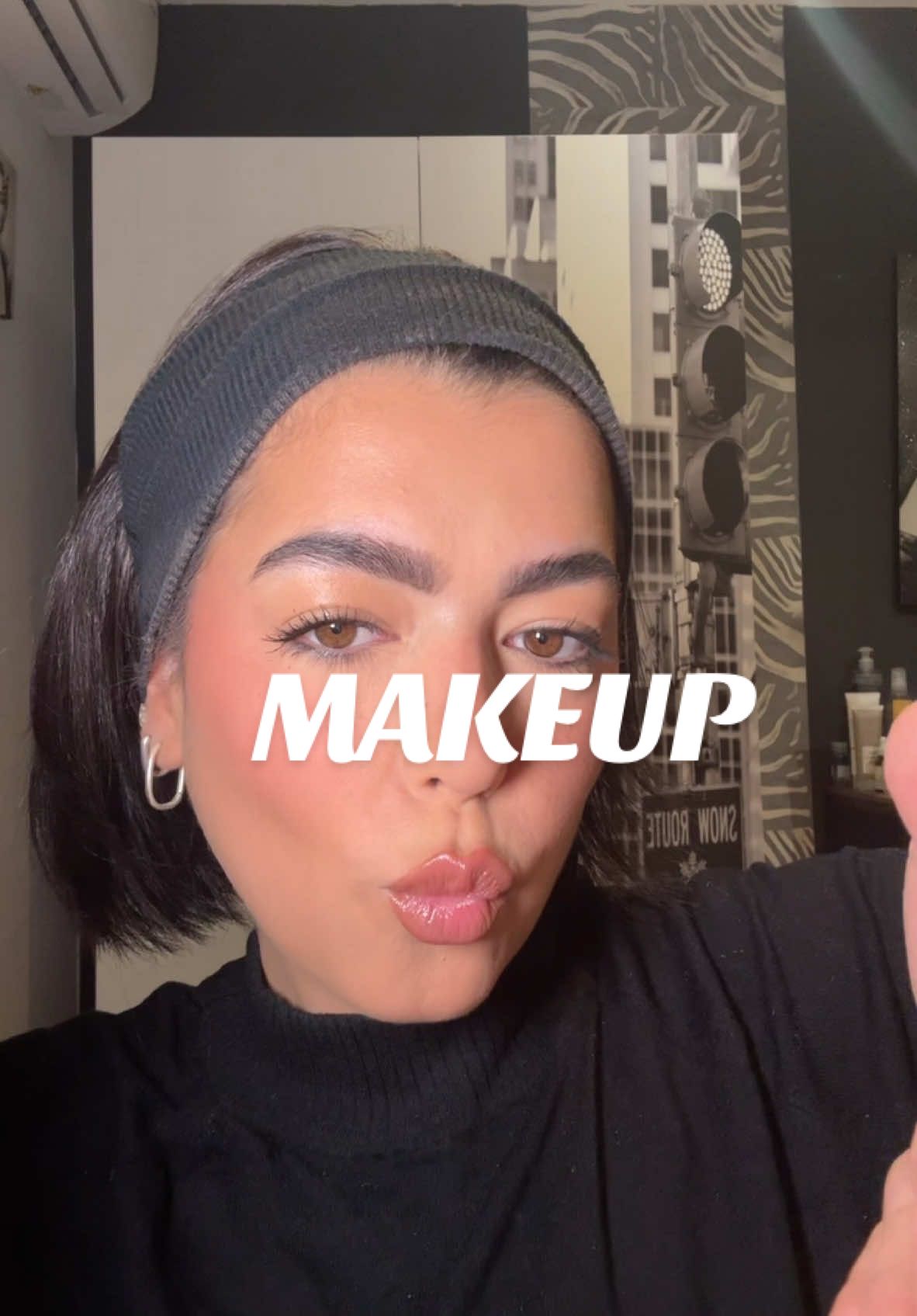 tuto glow up en 5 min #makeup #makeuptutorials #grwm #GlowUp #girls #makeuptransformation @Fenty Beauty @SEPHORA @BenefitFrance 