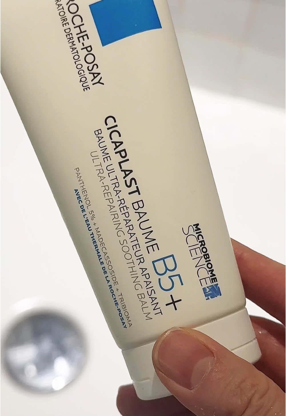 I tried the viral B5 cream by La Roche-Posay, and it definitely lives up to the hype! Results in just one night! ✨🤩 #LaRochePosay #B5Cream #SkincareGoals #GlowUp #SkinCareRoutine