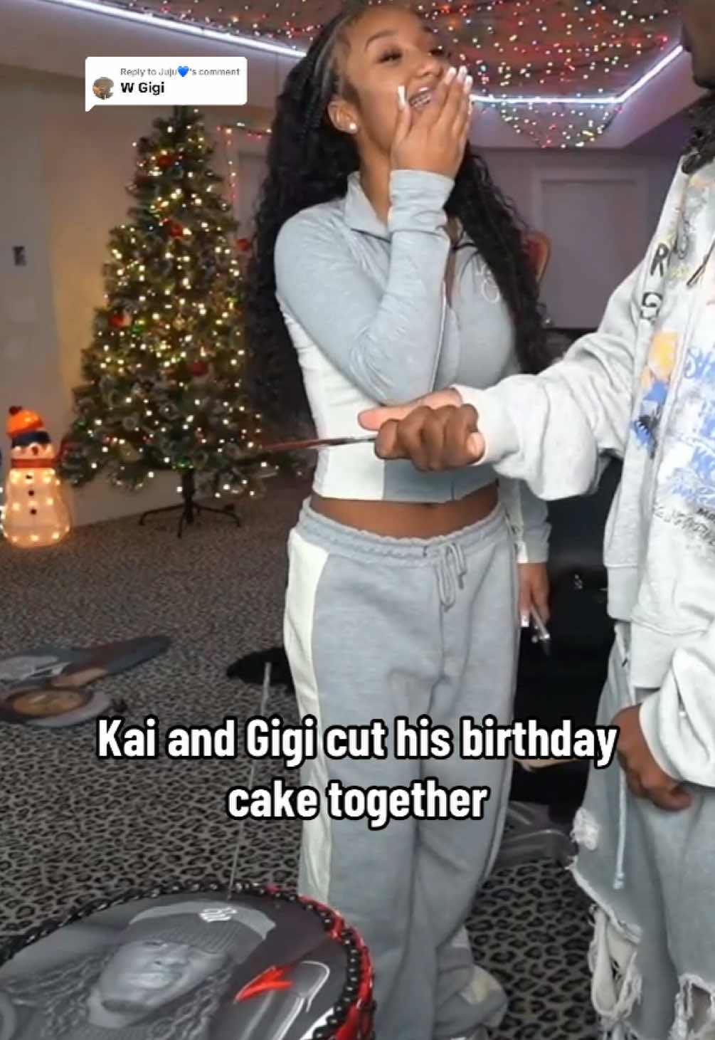 Replying to @Juju💙 Kai and Gigi cut his birthday cake together #kaicenat #gigi #fyp 