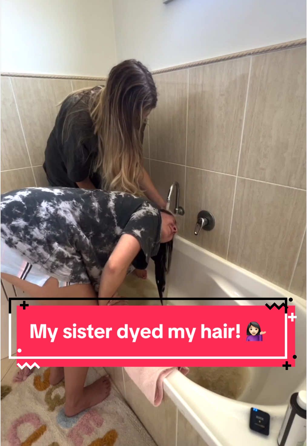 Would you come to our salon? 🤣 @Georgia #sisters #besties #hair #hairdye #haircut #salon 