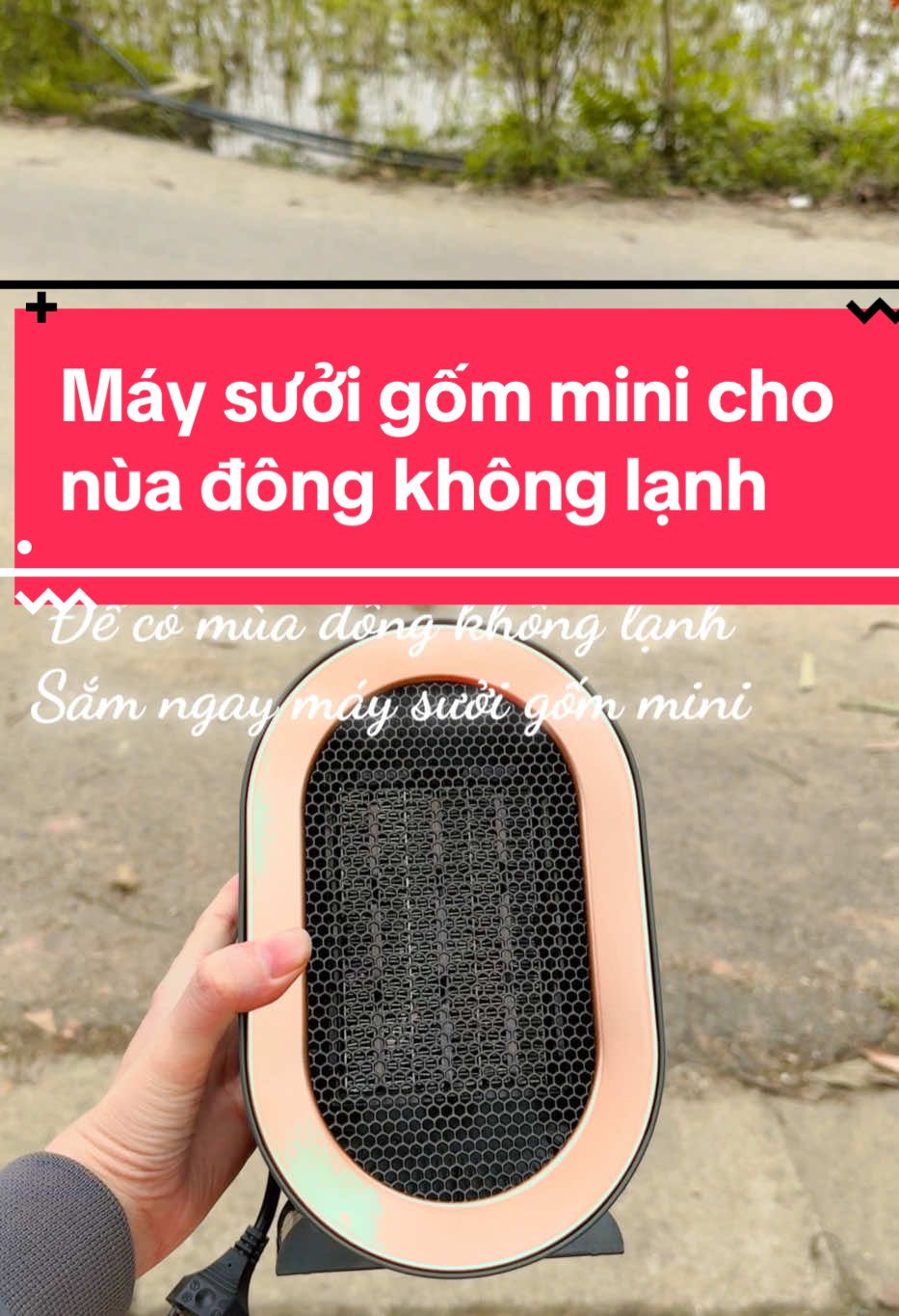 Hãy sắm cho gia đình mình một em máy sưởi gốm mini này để có một mùa đông không lạnh, đặc biệt là gia đình nào có con nhỏ. Máy sưởi gốm làm ấm nhanh, không đốt cháy oxy, rất an toàn. Thiết kế nhỏ gọn dễ dàng mang theo đi làm, đi du lịch … #máy_sưởi_gốm ##maysuoigom #maysuoimini #maysuoi #butooc 