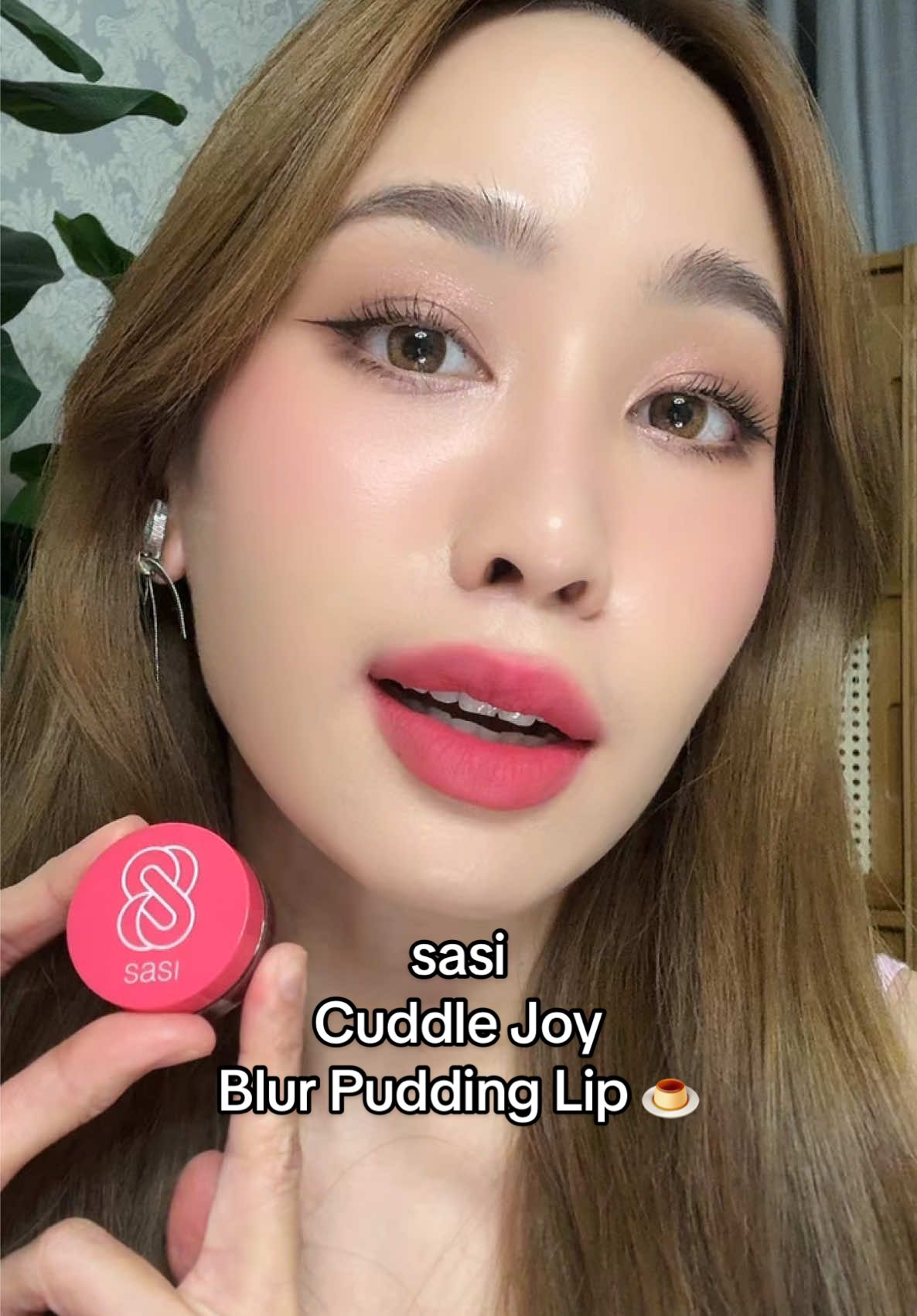 sasi Cuddle Joy Blur Pudding Lip เบลอปากนัวเป๊ะ พิคเม้นแน่น ร่องปากหาย แล้วสีสวยมากกกทุกสี เลือกไม่ถูกเลยค่ะ  ✨️ #รีวิวบิวตี้ #tiktokป้ายยา #เมคอัพเปลี่ยนลุค #สอนแต่งหน้า #tiktoklooks #sasiลิปเบลอพุดดิ้ง #sasiCuddleJoy #ย้อนกลับ 