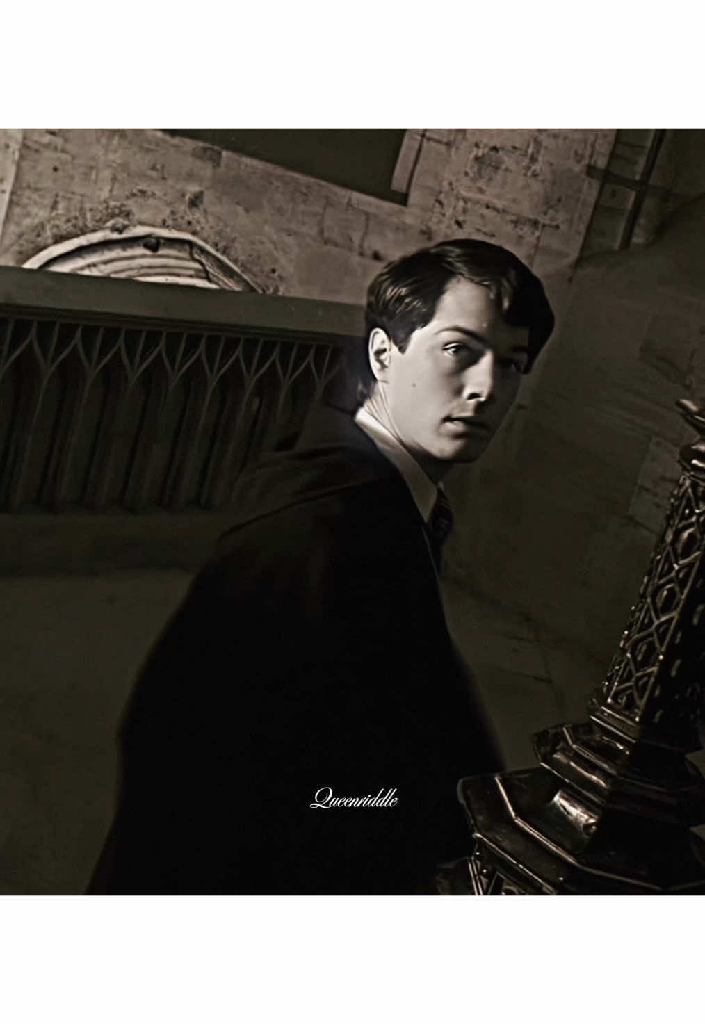 He’s beautiful like all billie eillish  songs#tomriddle #TOMRIDDLE #slytherin #fyppppppppppppppppppppppp #fypシ #fyp 