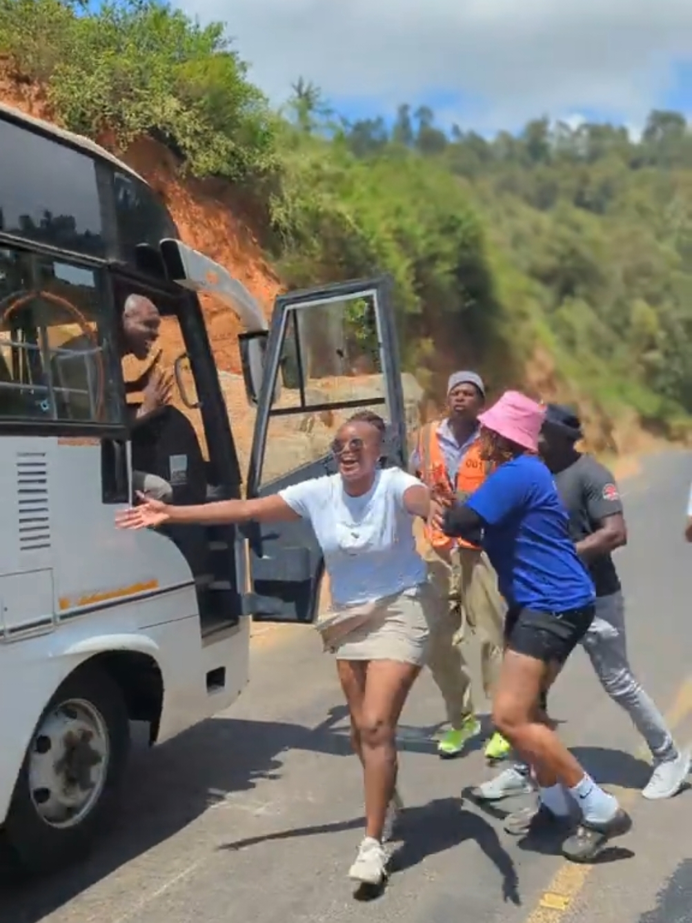 Gravity Hill 🇰🇪 bus on neutral gear on its own. 😎@Supreme Adventures  #machakoscounty #fypdong #supremeadventures 