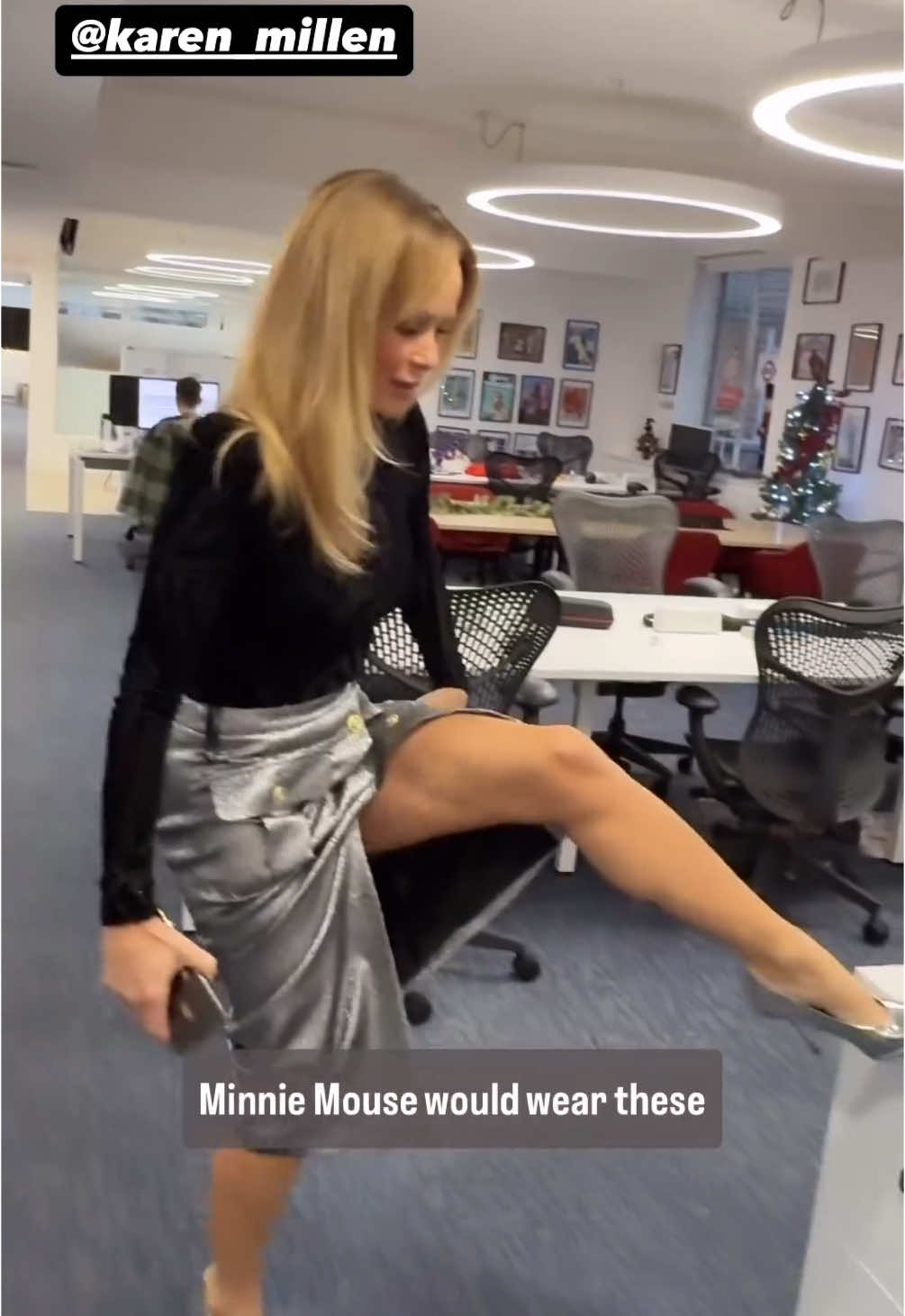 Amanda Holden x Today’s look (16/12/24). #fyp #fypシ #uktvgirls #ukcelebs #amandaholden #glam #makeup #hair #style #fashion #model #outfit #outfitinspo #jumper #skirt #heels #highheels #boots #Love #beauty #beautiful #stunning #pretty #gorgeous #babe #tease #viral #christmas