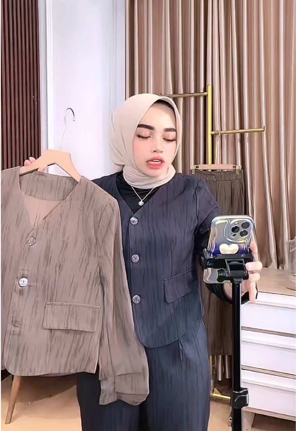 Bahan nya juara banget shay 😍 Lgsg rebutan skrg juga 🔥 #fypシ゚viral #xyzbca #viralvideo #fypage #pelitfyptiktok #setwanita #pelitfyp 