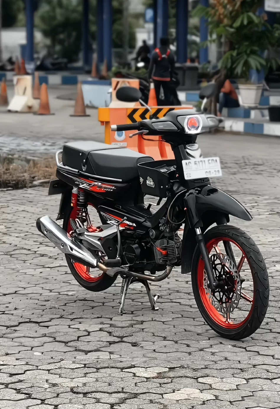 Panas kok karo pedah 3 jt 🥵 yo pora mas @𝙂𝙍𝘼𝙉𝘿𝘽𝙊𝙉𝙂𝙆𝘼𝙍🦅  #astreagrandindonesia #astrea #astreacoolop #astreagrand #astreamodifikasi #astreapakaivelksupra 