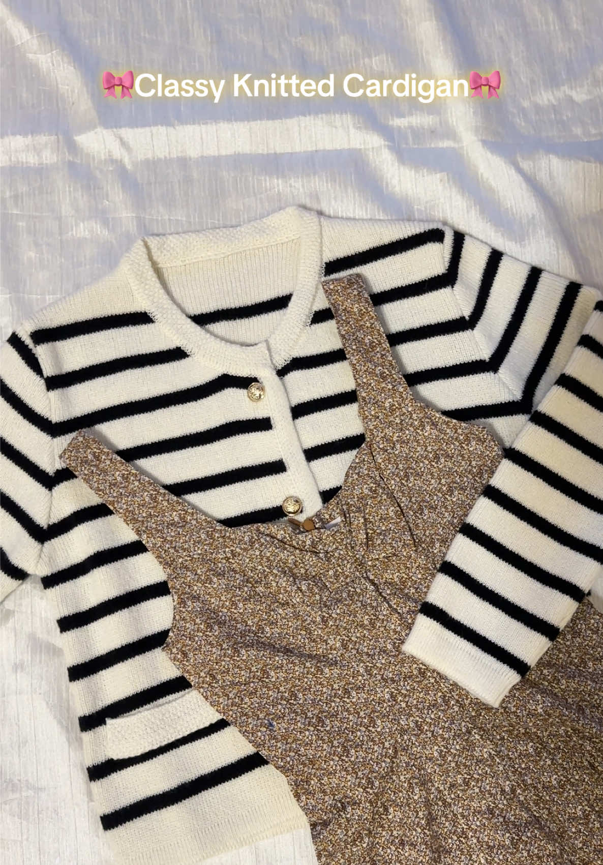 Classy knitted cardigan outfit for women✨🎀 #cardigan #cardiganoutfit #knittedcardigan #stripecardigan #classyoutfit #oldmoney #foryoupage #fypage 