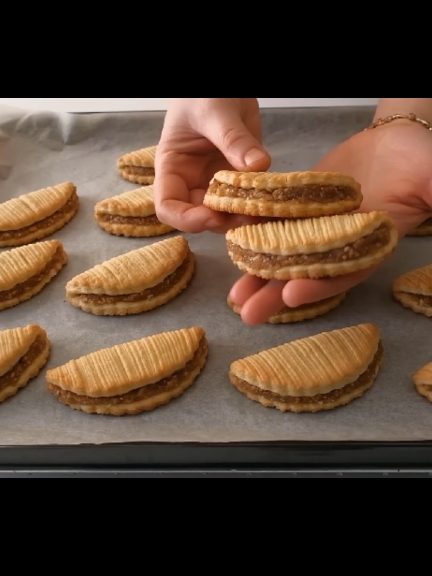 APPLE COOKIES RECIPE that melts in your mouth😋 #food #Recipe #cooking #cook #usacooking #usafood #usacake #cookies #unitedstates #united #states #kingdom #uk #ukfood 