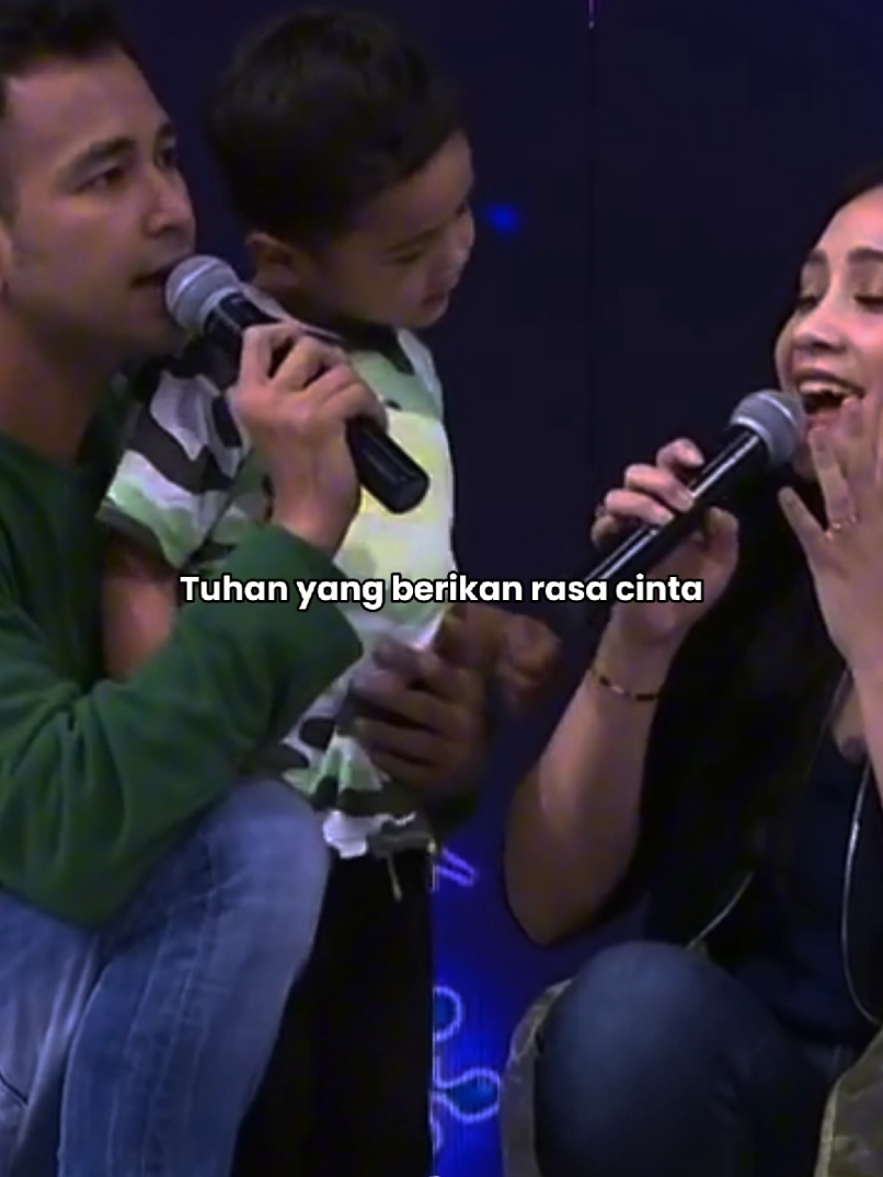 aku , kamu , dan anak kita😇 🎙️: @raffi_nagita - Kamulah Takdirku #KamulahTakdirku #raffiahmad #nagitaslavina #raffinagita1717 #rafathar #rayyanza #cipung #cipungrayyanza #LaguBaper #LaguCinta #Desember #2024 #Youtube #Tiktok #Spotify #LirikLagu #LirikMusik #LaguIndonesia #Viral #Trending #Senandung #Cerita #Lagu #Musik #RuangMusik #LaguViral #LaguTop #SenandungCerita #ForYouPage #FYP 