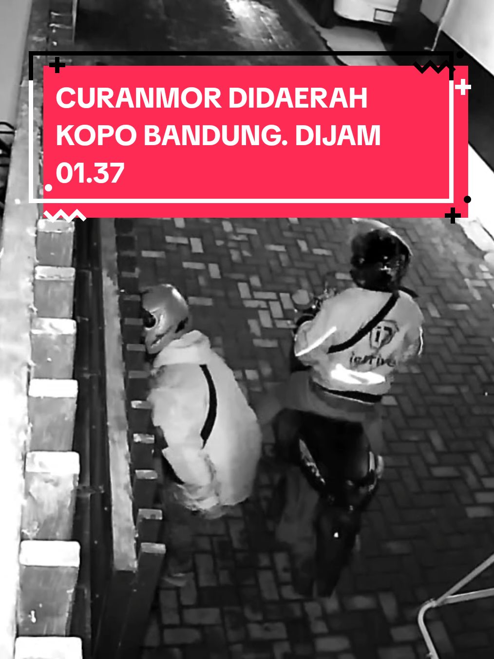 Kejadian maling semalam didaerah cibolerang Kopo, dalam bulan ini sudah ke2x nya. yang pertama tanggal 05 Desember berhasil membawa motor beat street, malam tadi rencana maling Motor Beat Street.#infobandung #infobandungkota #infokopo #infokoposoreang #infokopobandung #infokopocibolerang #polrestabesbandung #curanmor #polsekbandung @polrestabes_bandung @infokopo__ @infobandungkota 