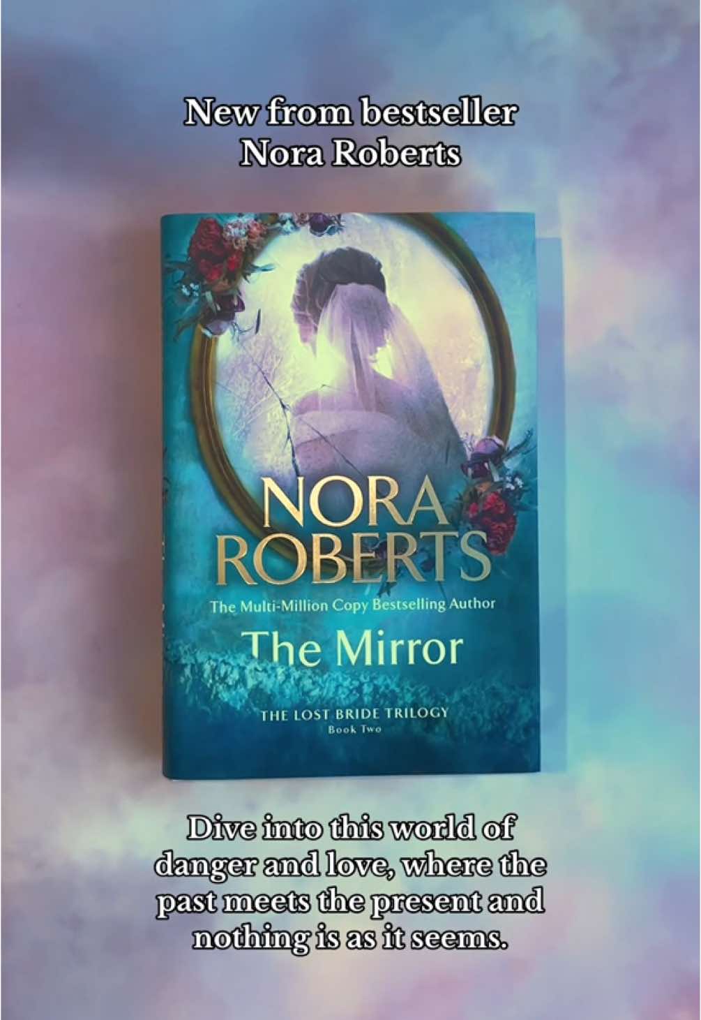 The Mirror by Nora Roberts — get yourself a copy now 🪞💫 #noraroberts #thriller #BookTok #thrillerbooks #bookrec 