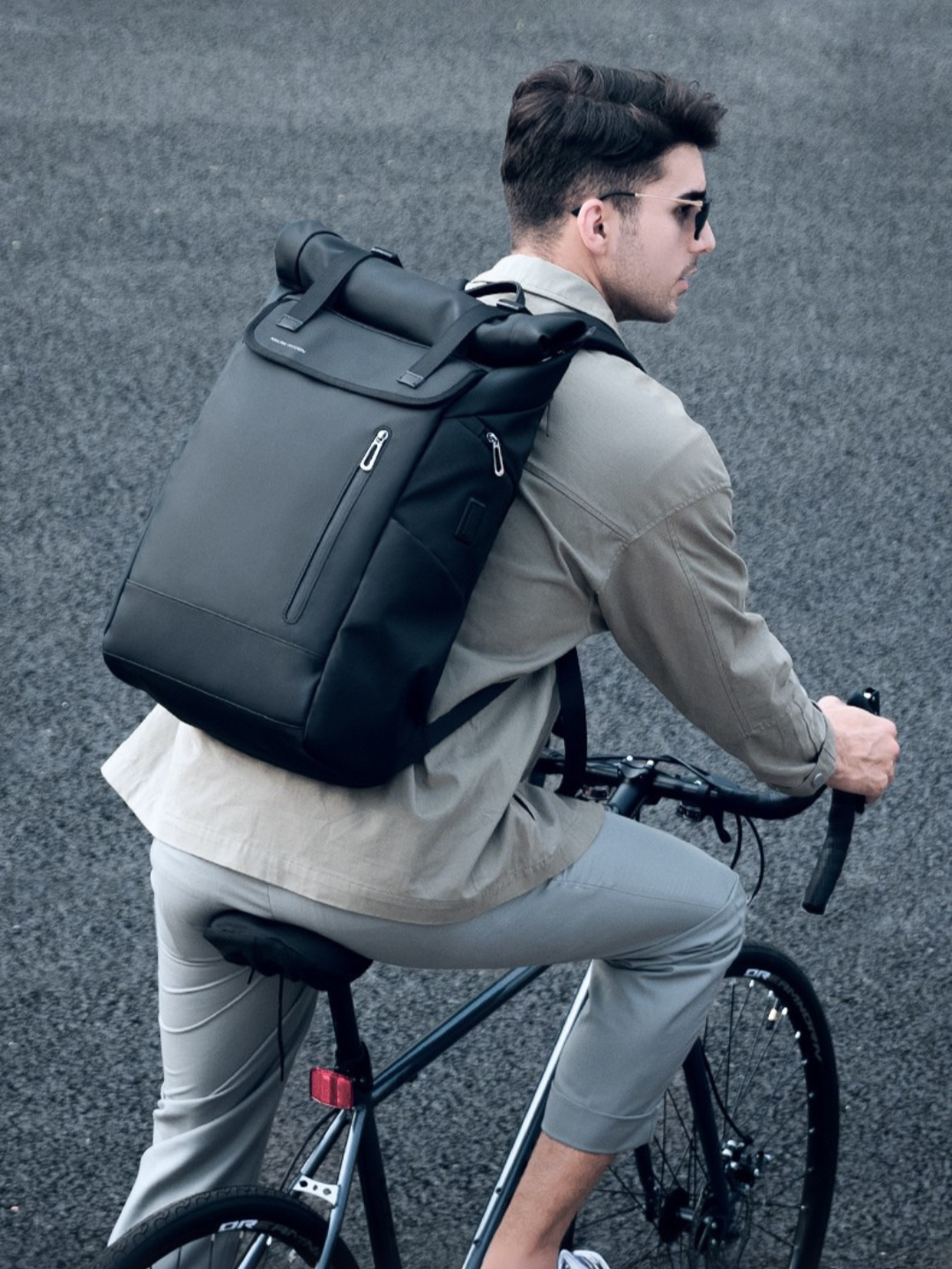 We are an online store in the UAE, Saudi Arabia and Egypt. You can order the model MR 2908 through our websites. https://markryden-middleeast.com/