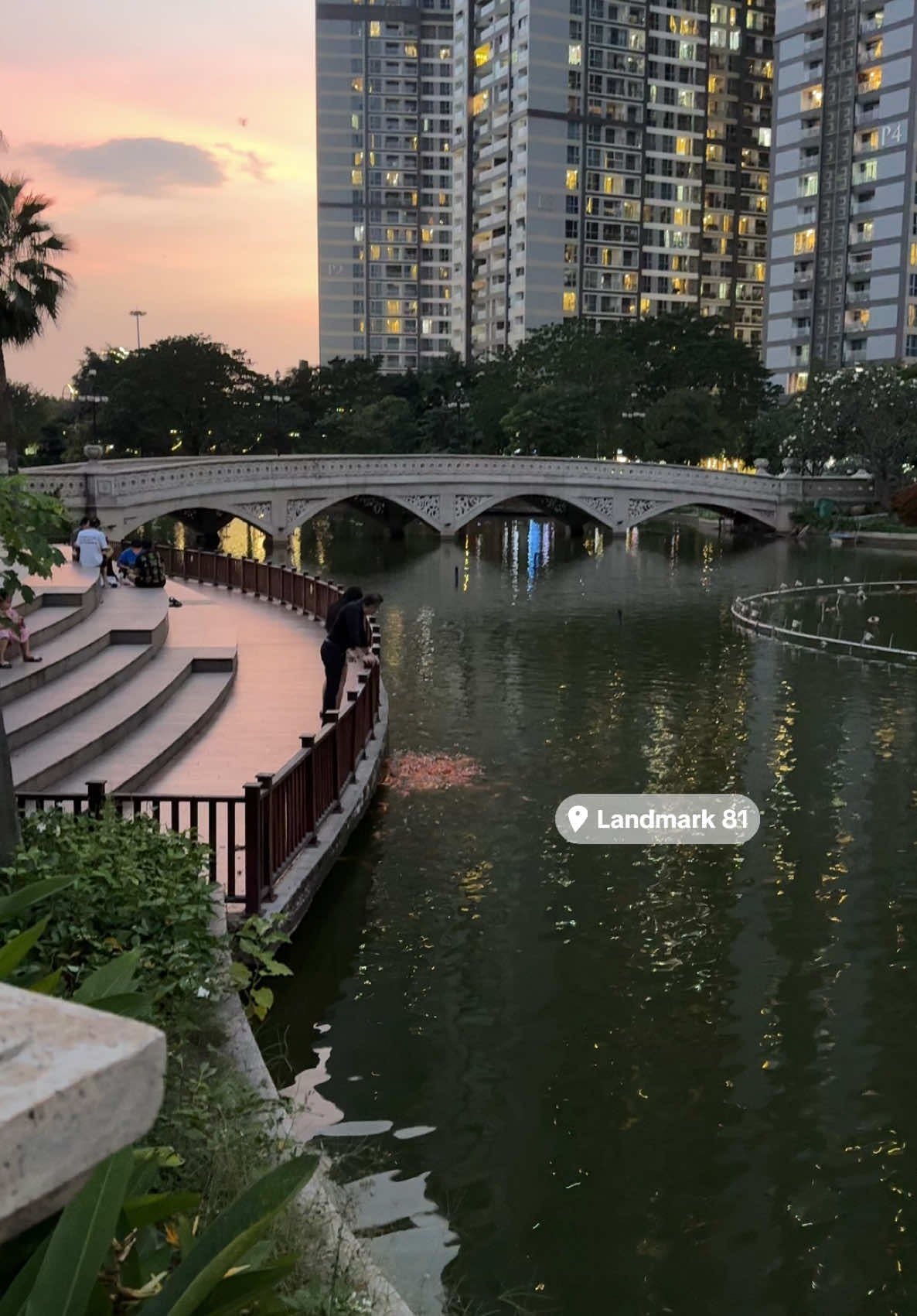 Vinhome central park 🌇 #travelvietnam #saigon #hochiminh #landmark81 