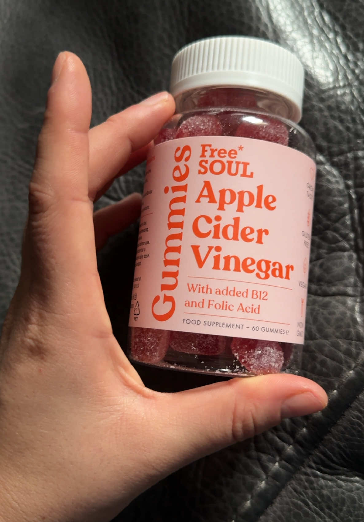 2 for 1 right now 😳👀 #freesoul #applecidervinegar #applecidervinegargummies #gummies #bloating #tummy