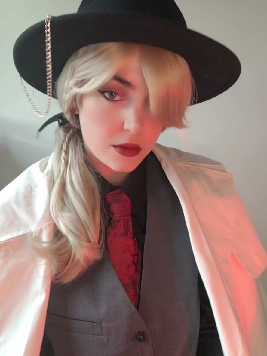 finally cosplayed verlaine again 🥳 #verlainecosplay #verlainebsd #bsdcosplay #bungoustraydogscosplay #bungoustraydogs #bsd 