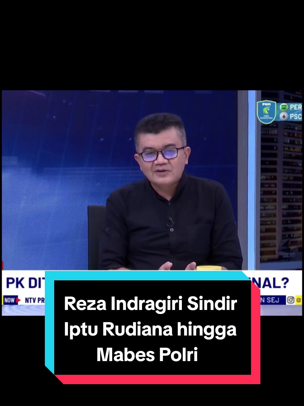 Ahli Psikologi Forensik Reza Indragiri Menyindir Alus Kepada Iptu Rudiana, Penyidik di 2016, Mabes Polri, Kejaksaan Agung Hingga Komisi Kejaksaan dan komisi Yudisial Merespon Di Tolaknya PK 8 Terpidana Kasus Vina oleh Mahkamah Agung.  Reza Indragiri pun Berkali2 Pertanyakan Hasil Kerja timsus Mabes POlri yang di Bentuk Untuk Mengungkap Apa yang Sebenarnya Terjadi di Kasus Vina Ini. #kasusvina #rezaindragiri #ipturudiana #mahkamahagung #susnoduaji #jutekbongso #sakatatal #Sudirman #kangdedimulyadi #ottohasibuan #yusrilihzamahendra #dede #aep #mabespolri #kejaksaanagung #vinasebelum7hari #vinacirebon #Prabowo #Gerindra #listyosigitprabowo #kapolri  #trending #fyppppppppppppppppppppppp 