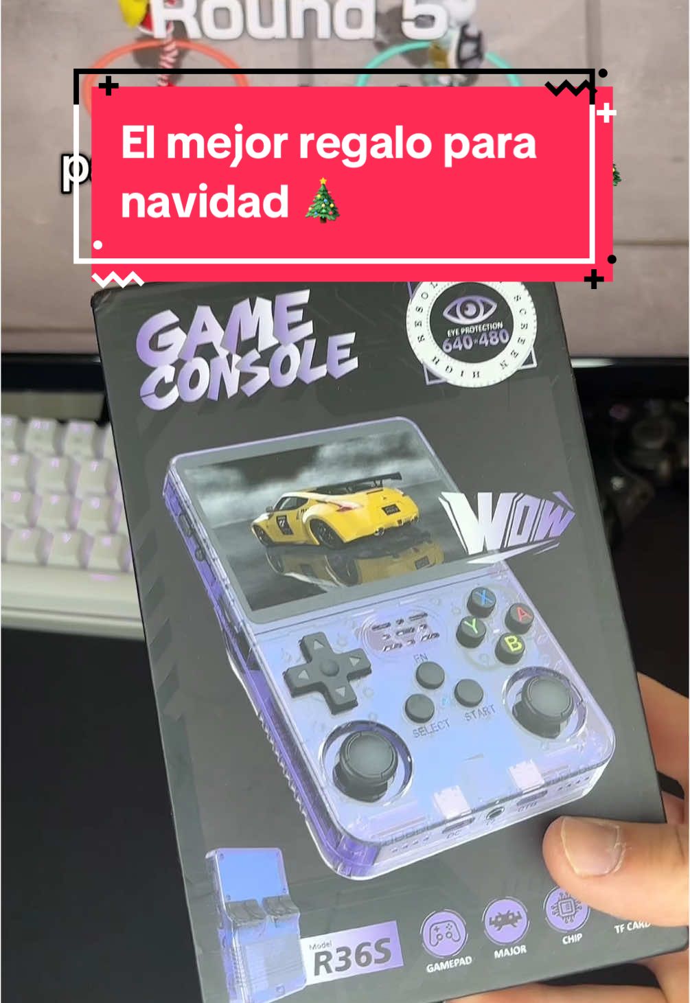 El mejor regalo para Navidad 🎄 #fyp #parati #viral #gaming #gamers #videojuegos #gamerchile #retro #consolas #juegosretro consola R36S, juegos retro, emuladores, NES, SNES, Sega, PS1, GameBoy, nostalgia gamer, juegos clásicos, comunidad gamer Chile, entretenimiento, juegos portátiles, consola portátil, gaming en Chile, videojugadores, coleccionistas de juegos, tienda retro Chile