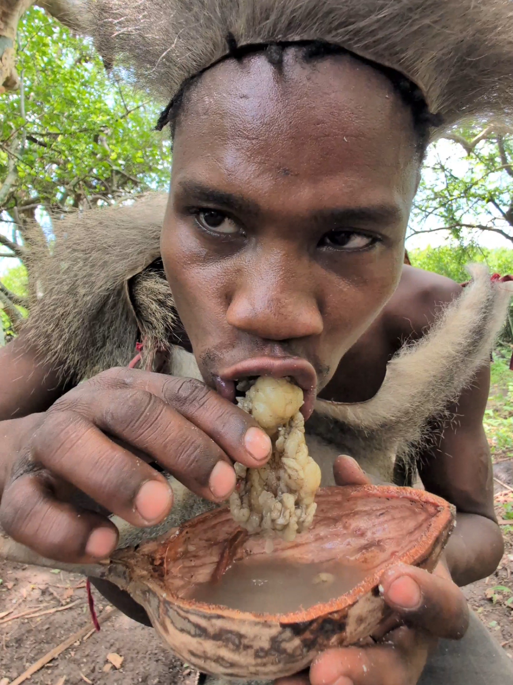 Hadza Cookie lunchtime🤤So delicious Food, Amazing Lifestyle#Culture #bushmen #tradition