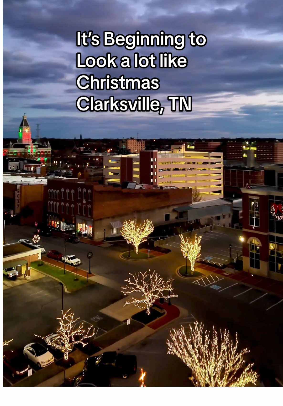 It’s beginning to look a lot like Christmas 🎄in Clarksville, Tennessee. @Visit Clarksville TN #christmas #christmaslights #drone #dronevideo #dji #djimini4pro #clarksvilletn #clarksville #visitclarksvilletn #merrychristmas 