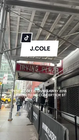 How do do spell G.O.A.T. #jcole #irvingplaza #jcoleconcert #2014foresthillsdrive 