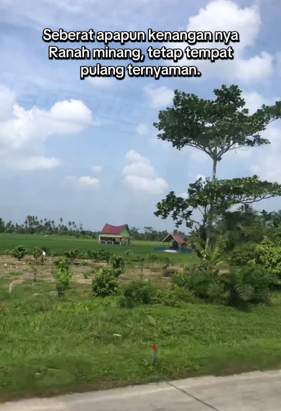 Kenangan bole dikubur, tempat ternyaman payah dicari #ranahminang #sumbar #sumbartiktok #sumbarrancak #pulang #pulangkampung #nyaman #ternyaman #fyp #fypp #fyppp #fypツ #fypシ゚ #fypage #fyppppppppppppppppppppppp 