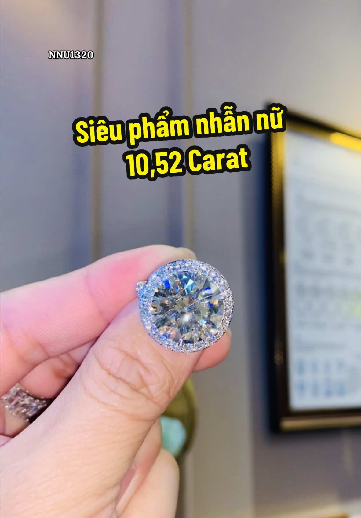 Siêu phẩm Nhẫn Nữ gắn Viên Chủ 10,52 carat - Xin Vía Xin Vía 🥰 #tâmluxury #nhannu #kimcuong #phunuhienđai #xuhuong #viral #thinhhanh 