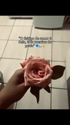 É dela, é da menina da praia 💙🌊🔱 #fyp #foryoupage #foryour #viral #trend #viraltiktok #umbanda #espiritualidade #quimbanda #menina #pombagiramenina #povodasalmas 