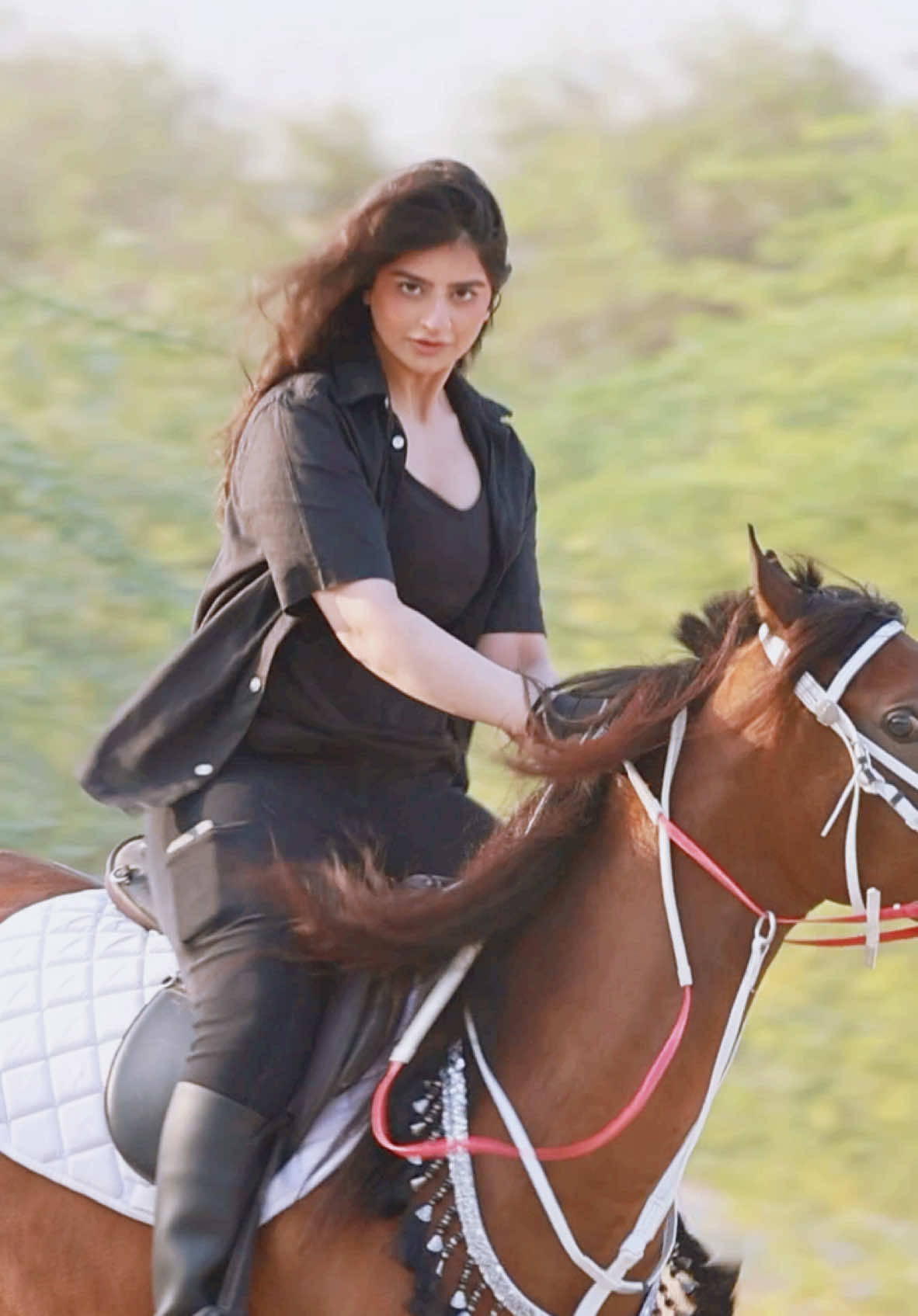 Desert horse riding photos shoot ms9 stable #foryoupage #dubai🇦🇪 #uae🇦🇪 #muddassar9 